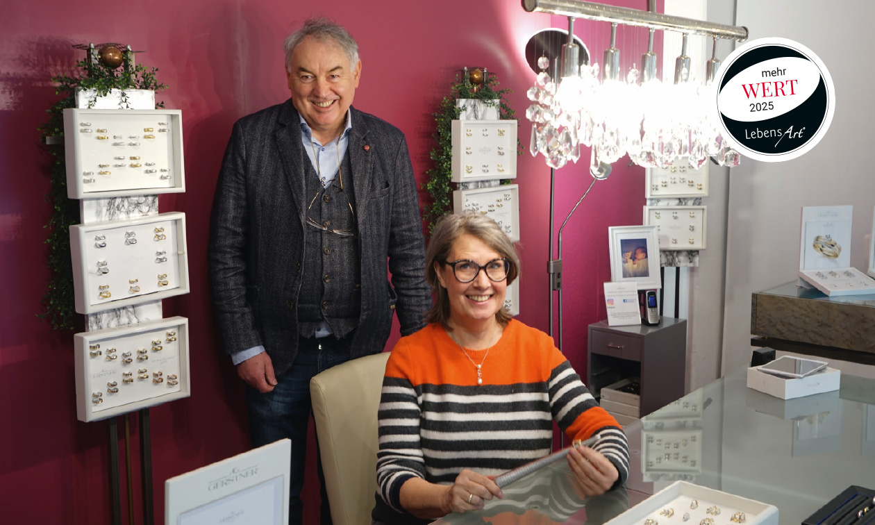 Holger und Heike Wecker in ihrem Trauringstudio in der ­Kulmbacher Langgasse.