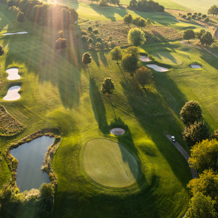 Der Golfclub Schwanhof aus der Vogelperspektive