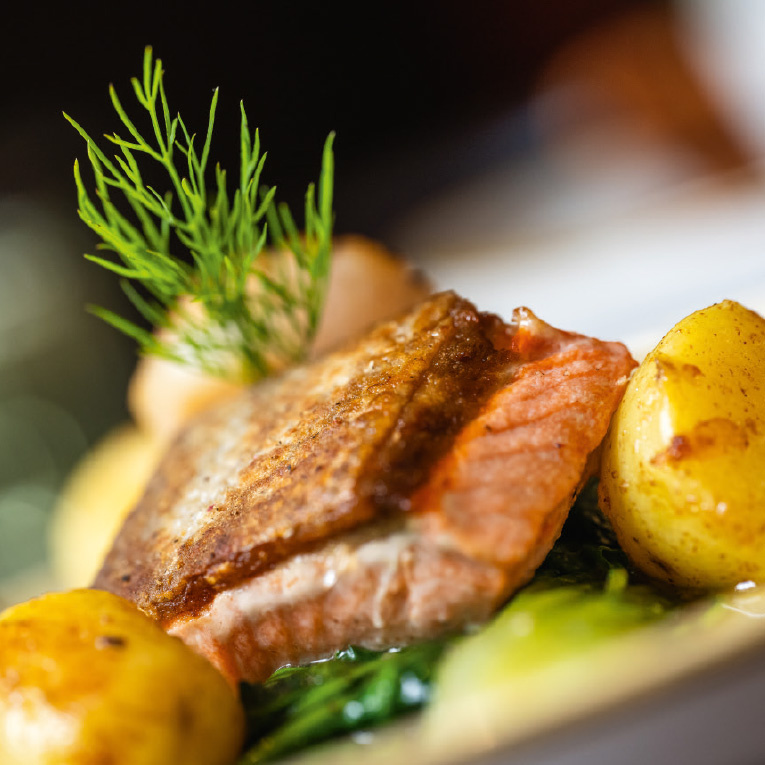In der Brasserie La Villa dürfen Sie sich auf französisches Flair, stilvolles Ambiente und erstklassige Gerichte freuen.