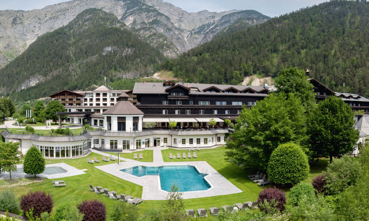 Hohe Ehrung – Gut Brandlhof wurde Golfhotel des Jahres 2024.