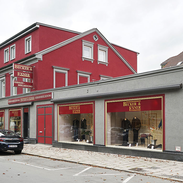 Das Herrenmodegeschäft Becker & Exner von Außen
