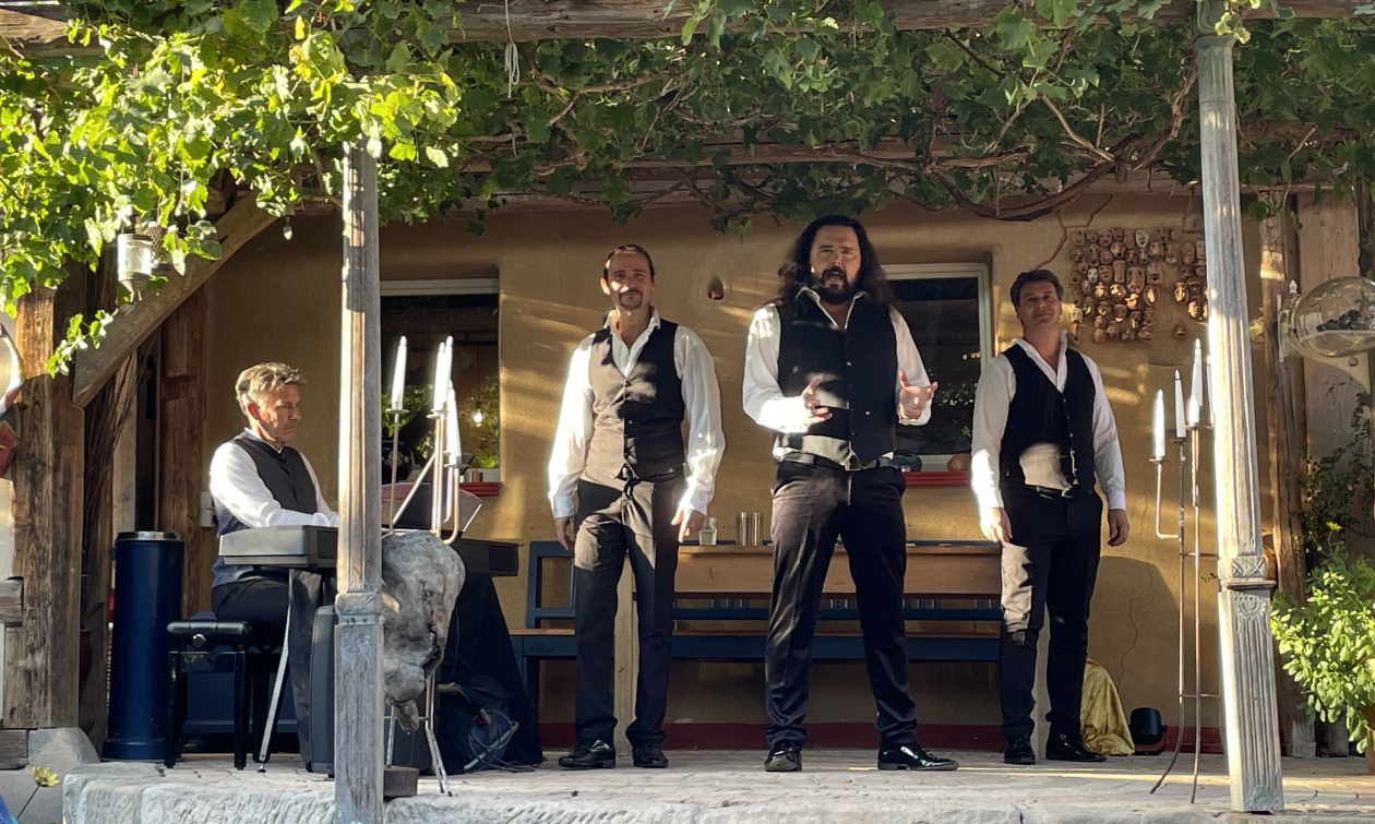 "Die jungen Tenöre" verzauberten ihr Publikum am 31.08.2025 live & unplugged im Alten Schäferhaus in Mainleus/Wernstein bei Kulmbach