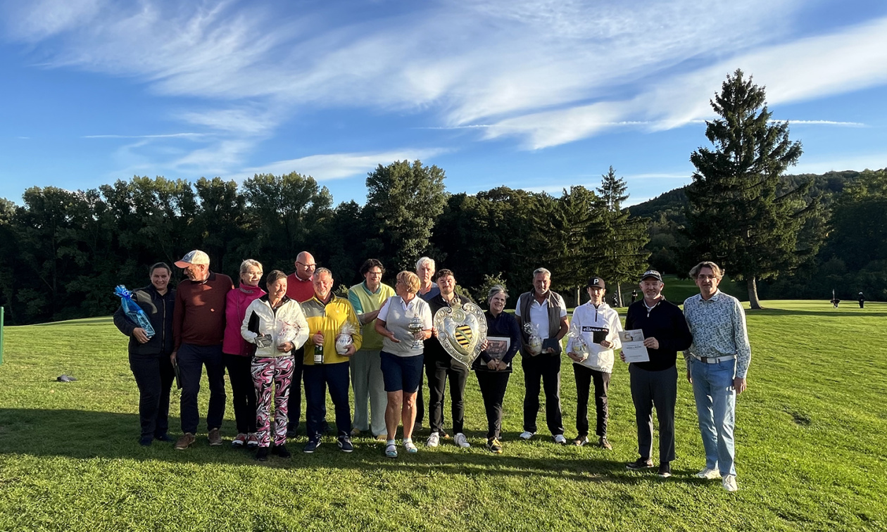 Siegerehrung der 20. Thüringen Trophy im Golfclub Oberfranken. Hauptsponsor war zum 5. Mal in Folge Krüger Headhunting aus Kulmbach.