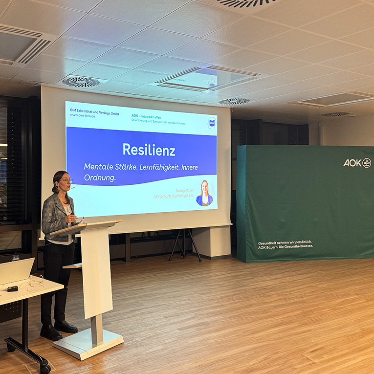 Nancy Moser (Geschäftsführerin von der OIM Lehrmittel und Verlags GmbH)