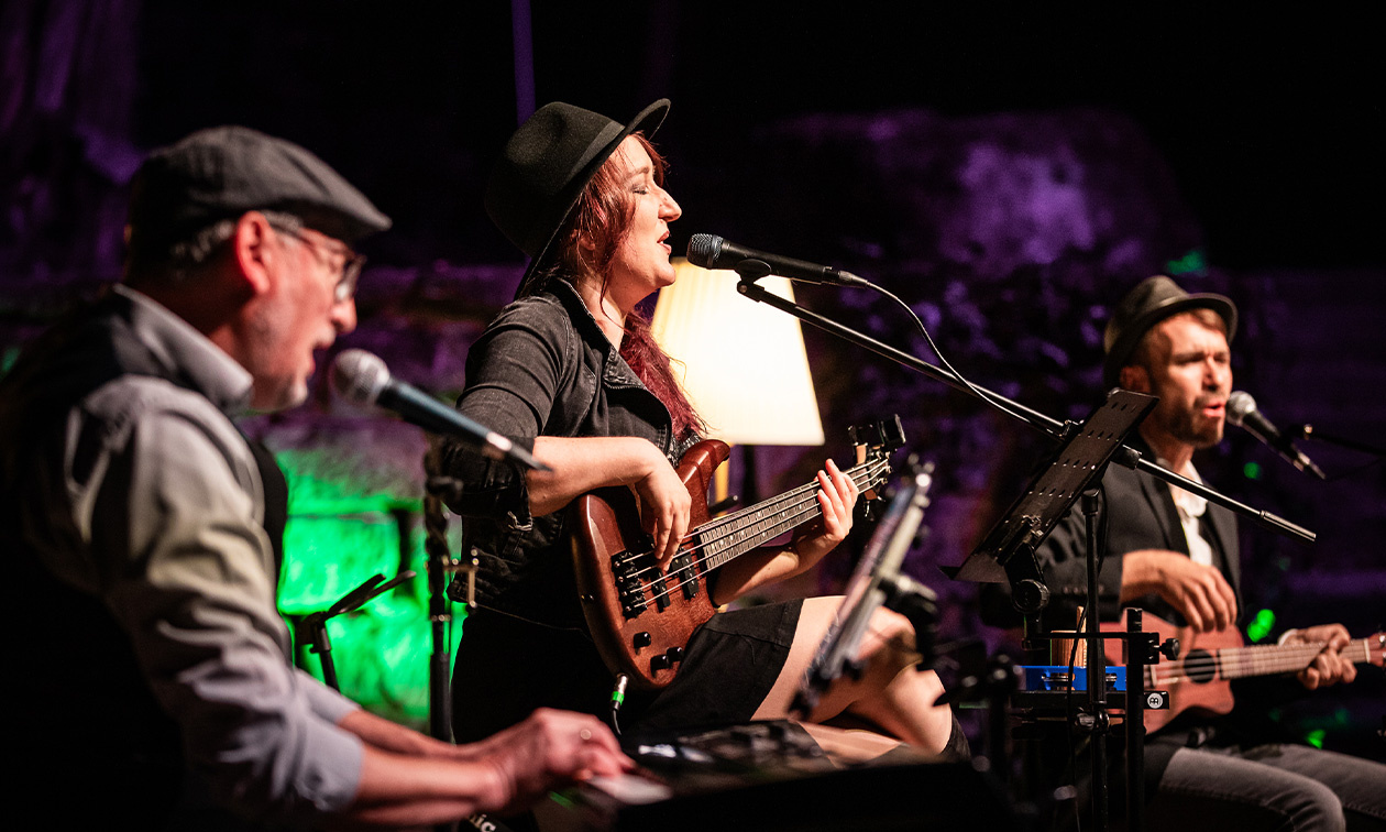 LIZharmonic: Sängerin Lisa Herold und die Musiker Joe Greiner und Andy Sack