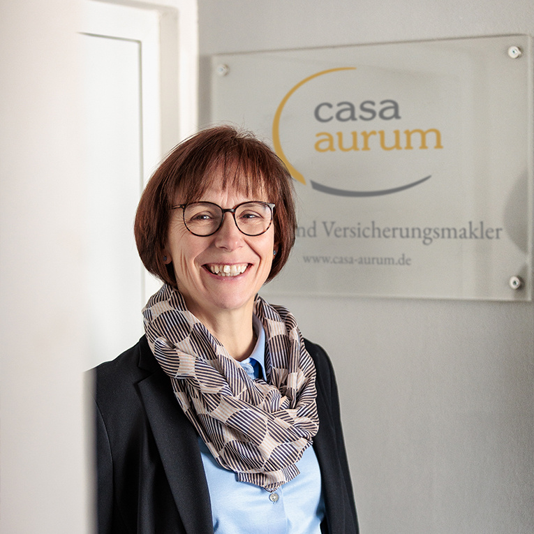 Bei casa aurum beginnt jede Beratung mit einer ehrlichen Analyse der bestehenden Verträge und Möglichkeiten.