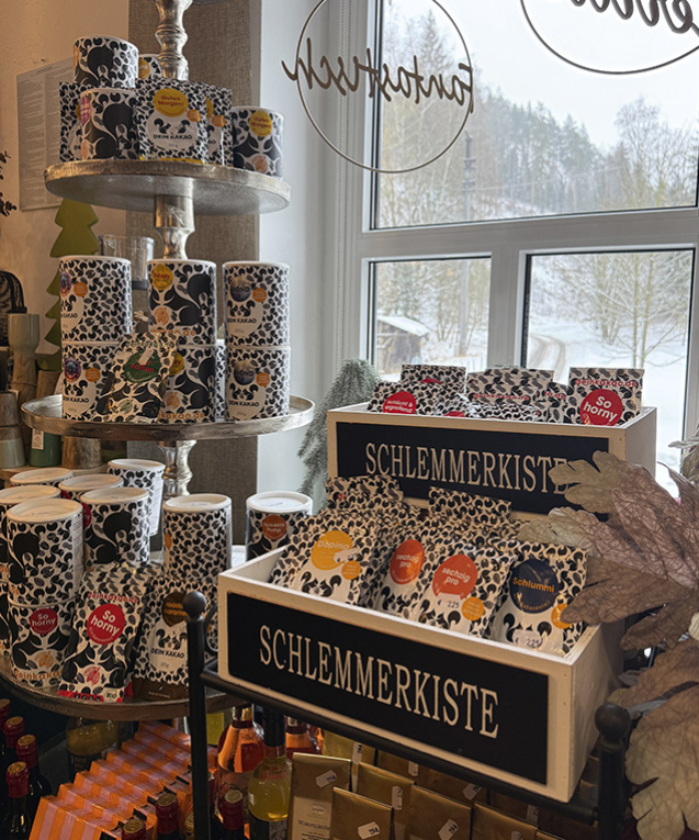 Im Werksverkauf gibt es viel zu entdecken.