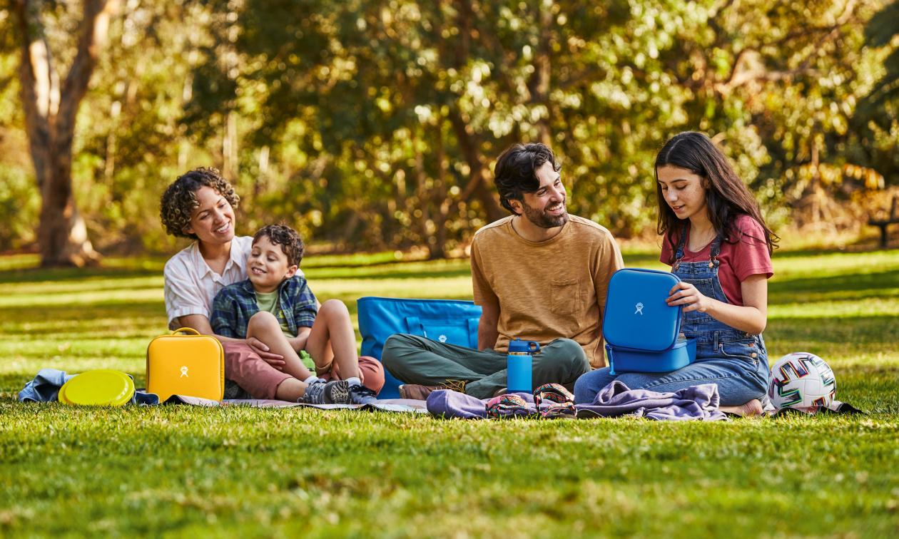 Lust auf ein gemütliches Picknick? Mit Hydroflask ist man bestens ausgestattet