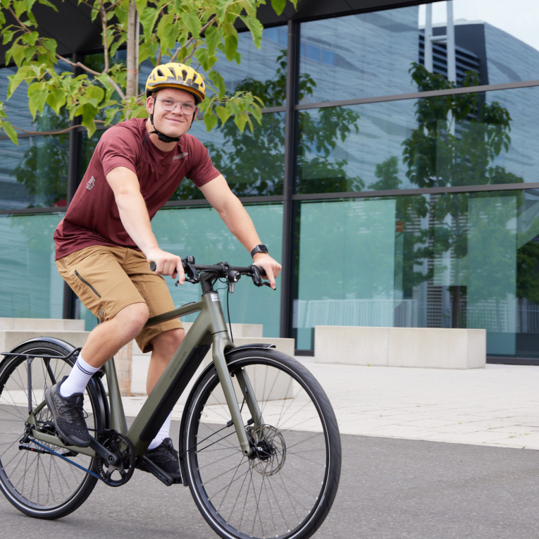 Das Angebot an leichten, elektrifizierten Stadtflitzern mit kleinen Akkus für den Stadtverkehr wächst