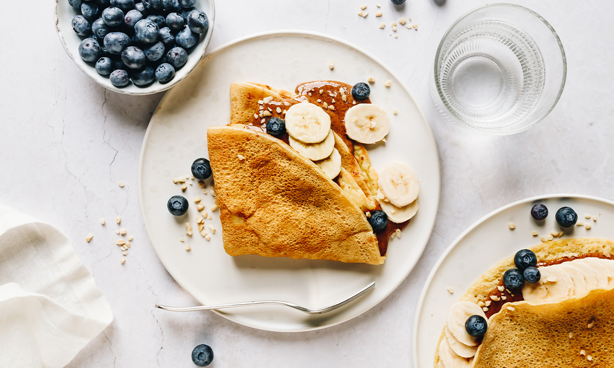 Vegane Pfannkuchen mit dem Plose Mineralwasser Medium