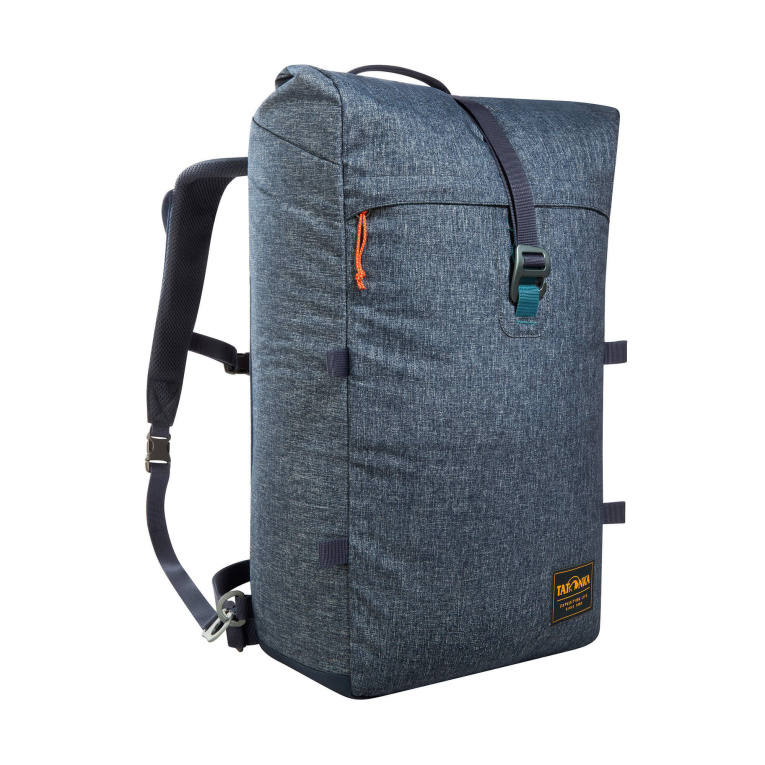 Der TATONKA Traveller Pack hat mit seinen 25 Litern Volumen die ideale Größe für Kurztrips, aber auch als praktischer Büro- oder Uni-Rucksack.