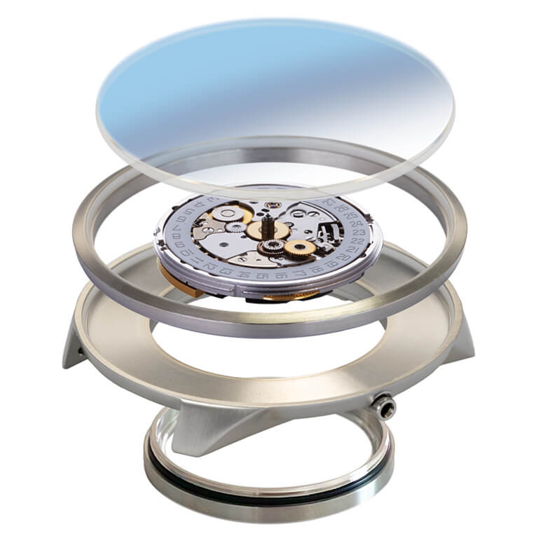 BOTTA fertigt seine Uhrengehäuse nicht aus nur einer, sondern gleich drei Titanlegierungen. Jeder Teil des sogenannten Tri-Titan-Gehäuses entspricht bestmöglich seinem jeweiligen Zweck.